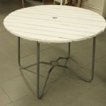 820 3396 GARDEN TABLE